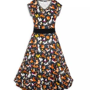 Disney / Dog Dress Shop